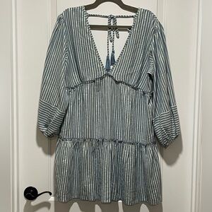 Vaca Ready Blue Island Sz Medium Blue White Metallic Gold Tie Back Coverup Dress